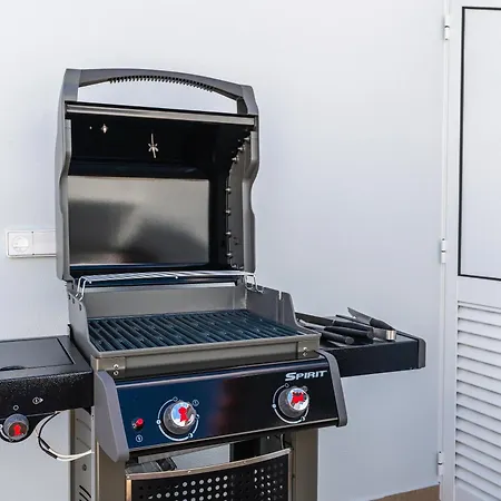 Star House -jacuzzi & Aircon Villa *