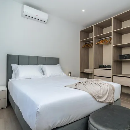 Villa Star House -jacuzzi & Aircon *