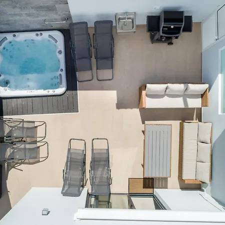 Star House -jacuzzi & Aircon *