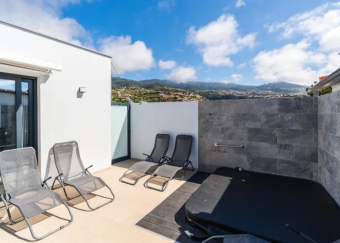 Star House -jacuzzi & Aircon Calheta (Madeira)