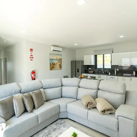 Star House -jacuzzi & Aircon Calheta (Madeira)